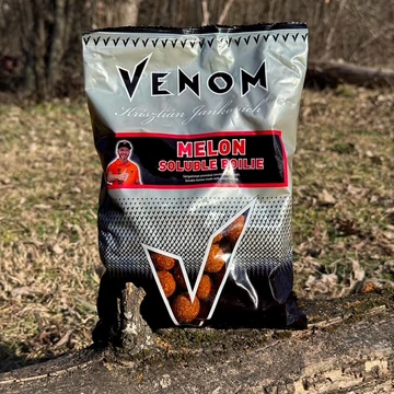 VENOM SOLUBLE BOILIE 20MM, 24MM MELON - Venom dinnye ízvilágú oldódó bojli két méretben: 20mm, 24mm