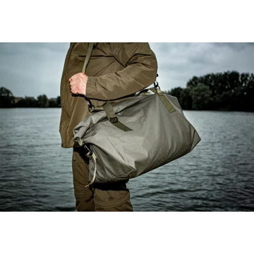 Trakker Utazótáska Downpour Roll-Up Carryall