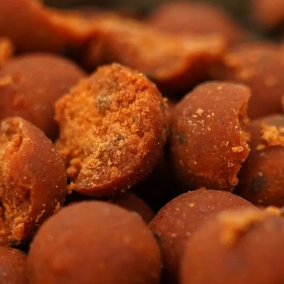 CC Moore Pro-Stim Liver  Boilie 18mm / 1kg, 5kg - CC Moore máj & fokhagyma & kolbász ízvilágú 18mm / 1kg, 5kg bojli