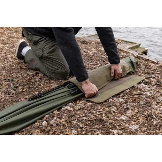 Korda Compac Brolly Wrap - Ernyősátor tartó gyors csomagoló olíva zöld színben