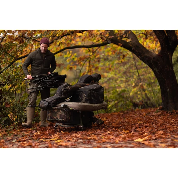 Korda Compac Cube Carryall Dark Kamo - szerelékes táska 27 literes kapacitással