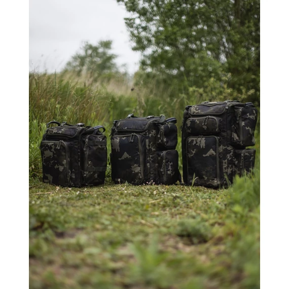 Korda Compac Rucksack 30 Dark Kamo - 30 literes hátizsák 