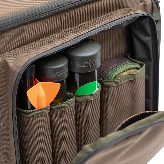 Korda Compac Carryall Cube -  kocka alakú merev hordtáska
