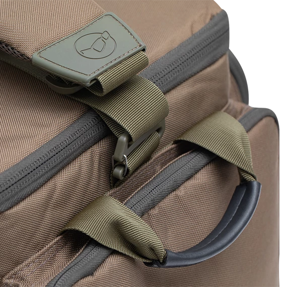 Korda Compac Carryall Cube -  kocka alakú merev hordtáska