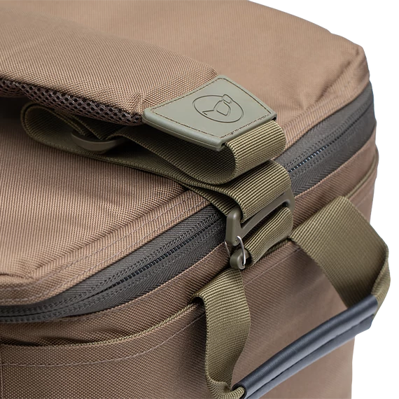 Korda Compac Cool Bag  X-Large - extra nagy hűtőtáska 4 db hűtőakkuval
