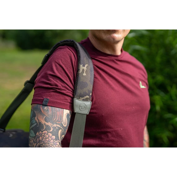Korda Compac Small Carryall Dark Kamo - hordtáska S-es méretben 