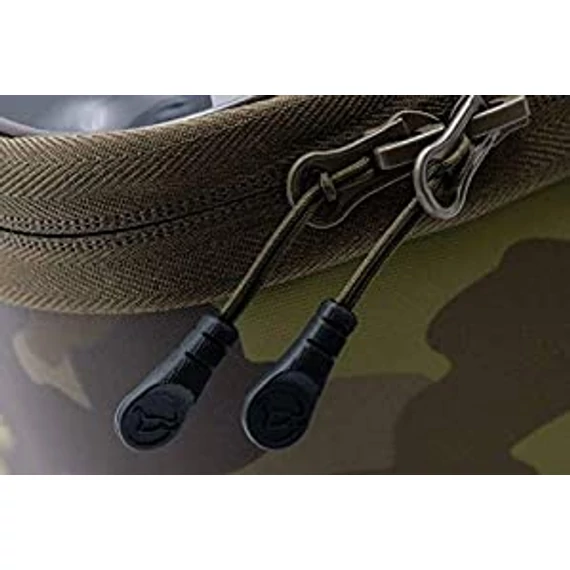 Korda Compac 100 Kamo - vízhatlan szerelékes táska kamo színben 100-as méret