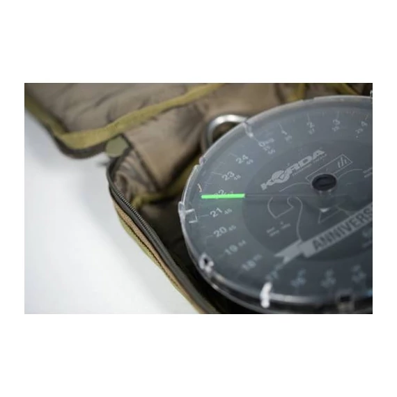 Korda Compac Scale Pouch - mérleg táska olíva zöld színben