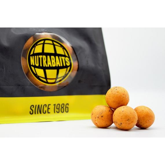 NUTRABAITS Tecni Spice Shelf - Life Boilies 15MM, 18MM - csípős ízvilágú bojli 2 féle kiszerelésben