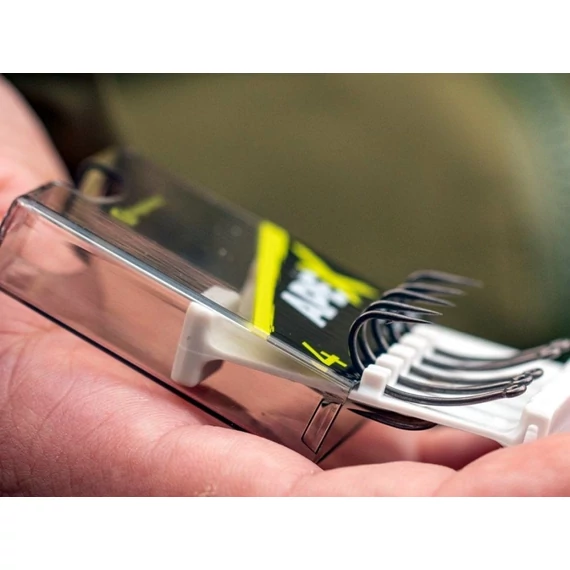 RidgeMonkey Ape-X Medium Curve 2XX Barbed Size 4/6 - szakállas horgok 4,6-os méretekben