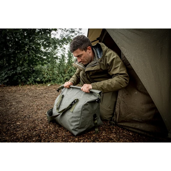 Trakker Utazótáska Downpour Roll-Up Carryall