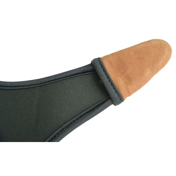 Carp Zoom Marshal Bőrbetétes Újvédő Dobókesztyű