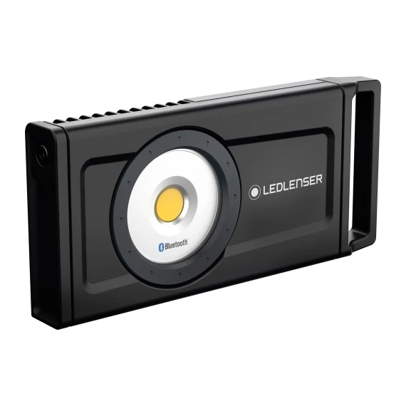 Ledlenser iF8R Akkumulátoros Fémházas Világítás és Powerbank (4500lm)