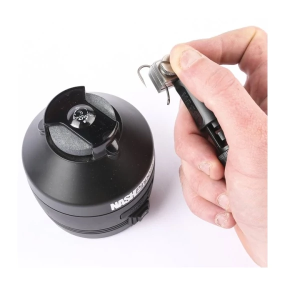 Nash Pinpoint Hook Doctor Vice Horogélező Satu