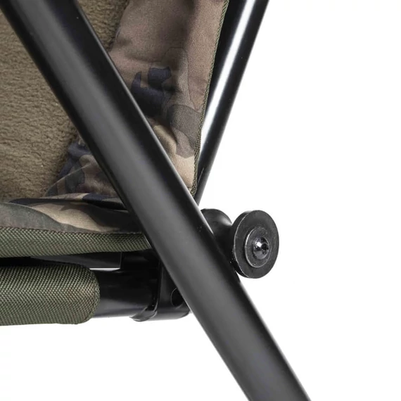 Nash Szék Bank Life Reclining Chair Camo