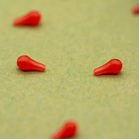 One More Cast Horoggyöngy Dazzlers Blood Red Distance Hookbead Small