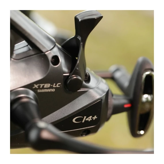 Shimano Big Baitrunner CI4 XTR-B LC Nyeletőfékes Orsó (BBTRCI4XTRBLC)