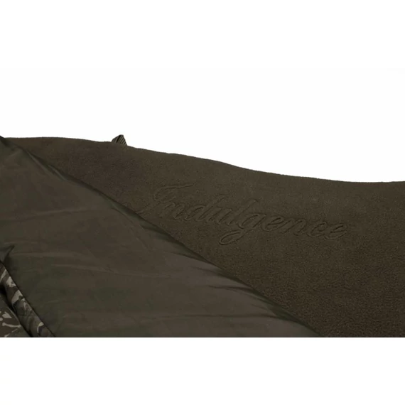 Nash Ágy Indulgence MF60 Sleep System 6 Legs Camo