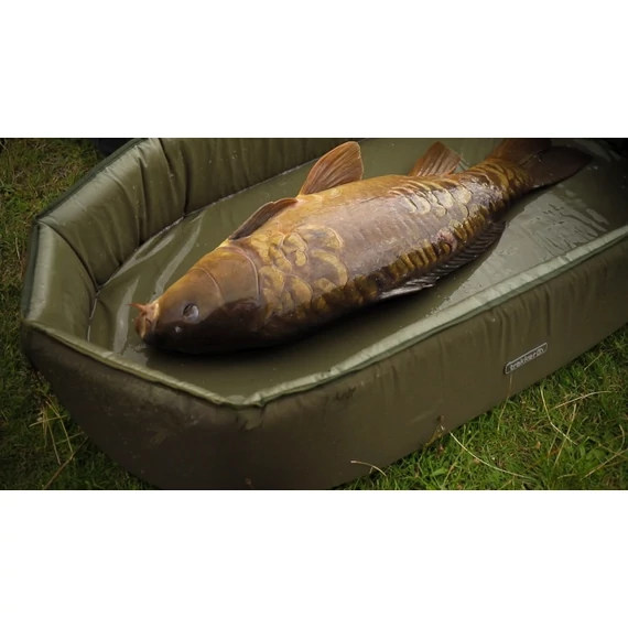 Trakker Sanctuary Selt-Inflating Crib Önfelfújódó Pontybölcső